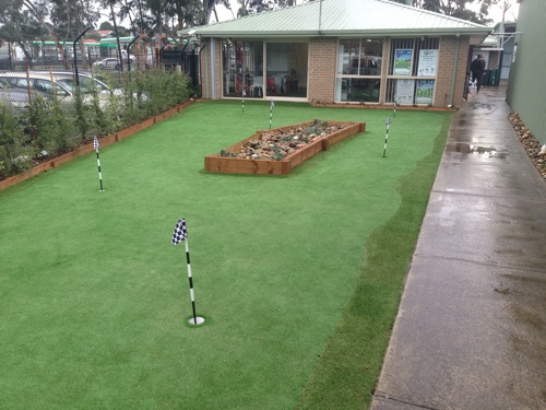 Latrobe Golf Park synthetic golf green
